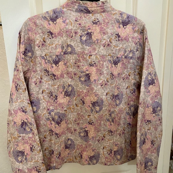 Women’s jacket - Picture 2 of 6